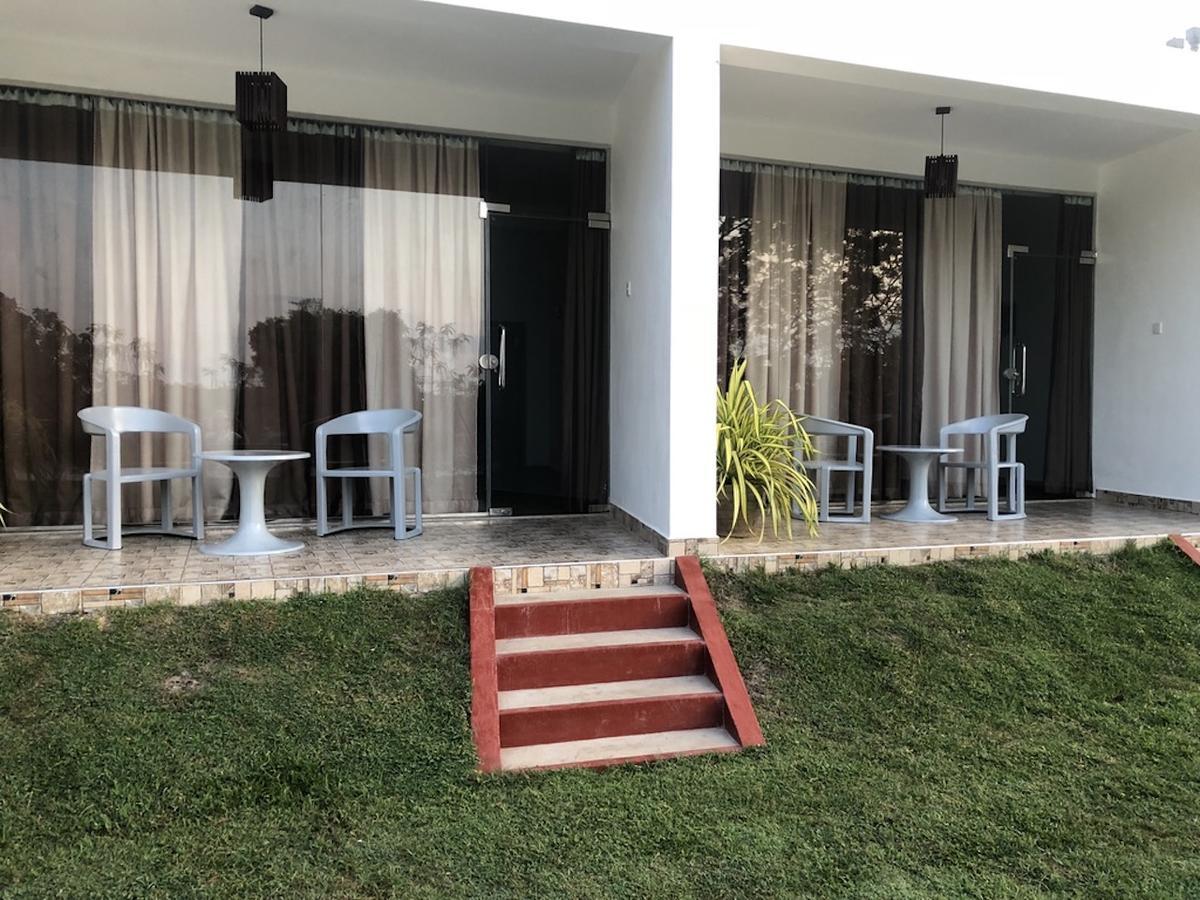 Ypsylon Resort Ostkueste Nilaveli Esterno foto